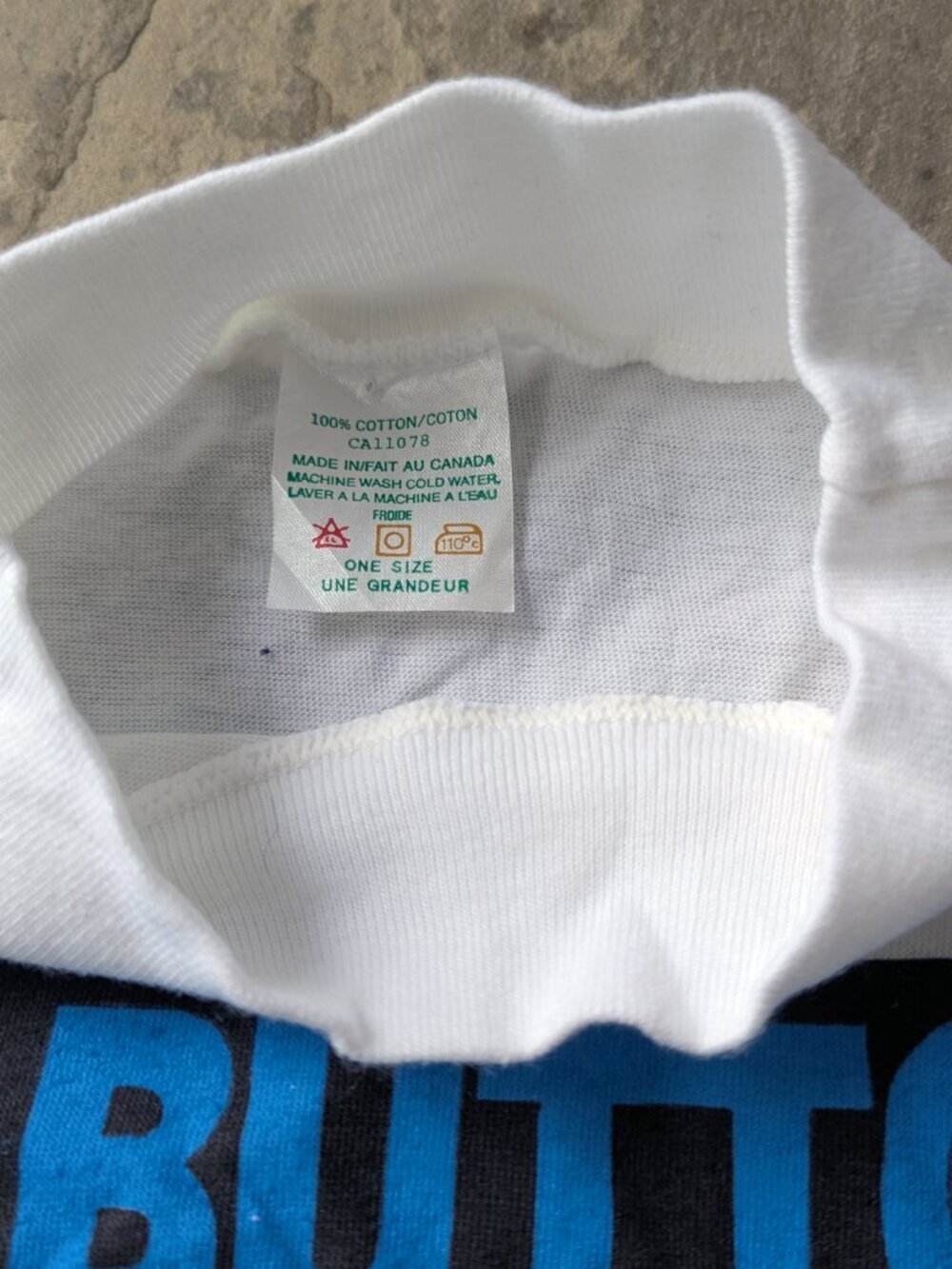 Vintage "Button Your Fly" Levi's Long-sleeved Shirt - Picture 3 of 4